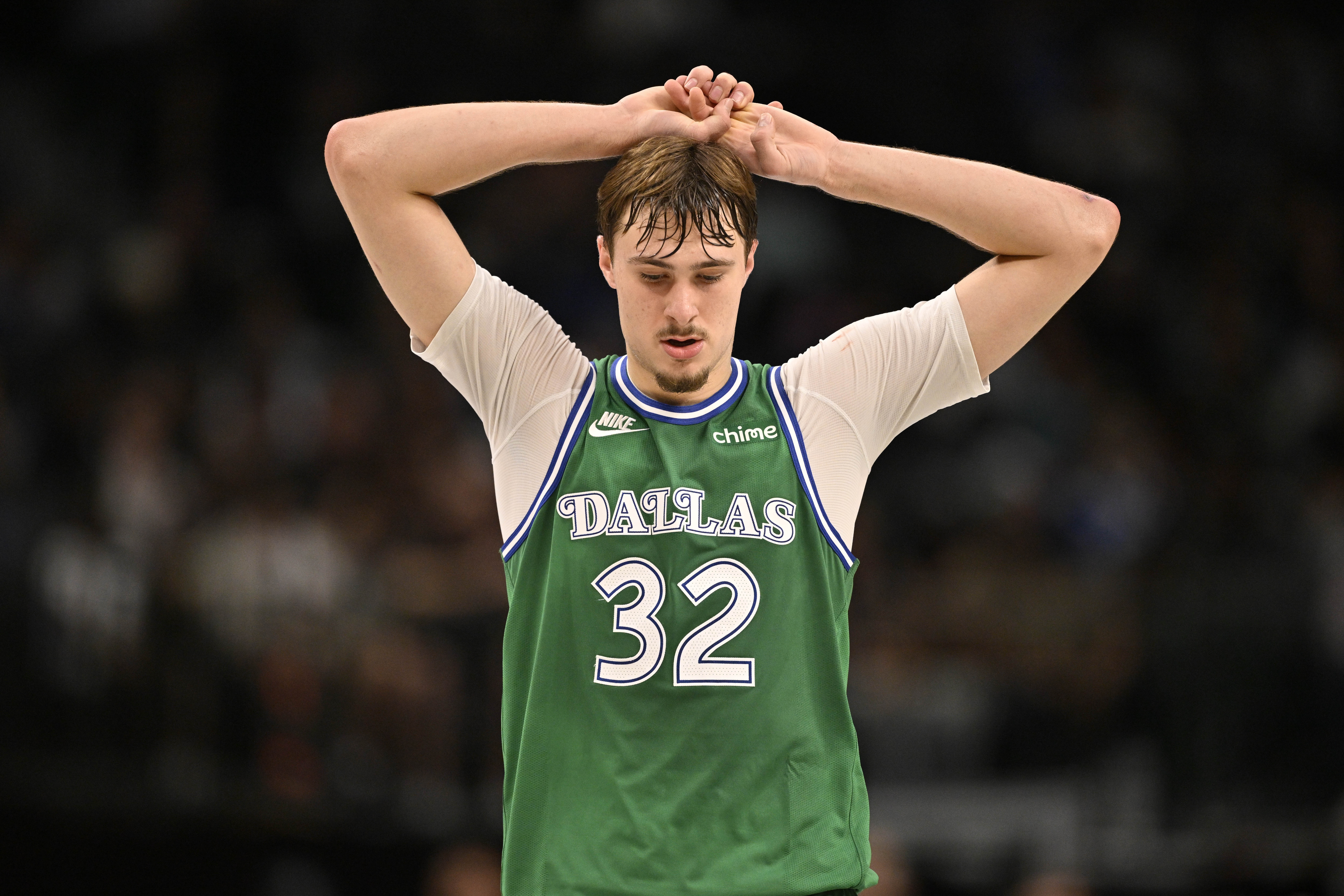 kaiyun-你们演我？弗拉格首节9中5独揽13分 其他4个首发队友得分均挂蛋