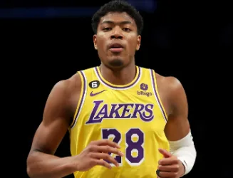 kaiyun-八村垒今日砍下22分10篮板，个人赛季第7次砍下20分+